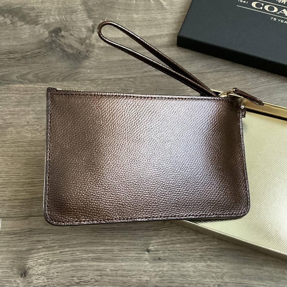 Coach wristlet, New with Tags and box. - Picture 2 of 7